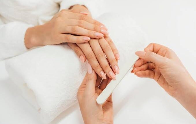 Manicure in Seminyak